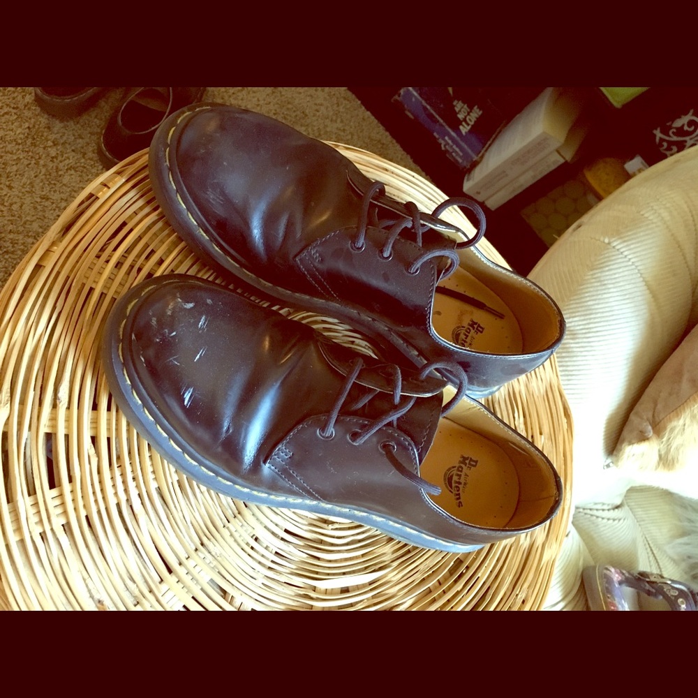 Black low cut dr martens